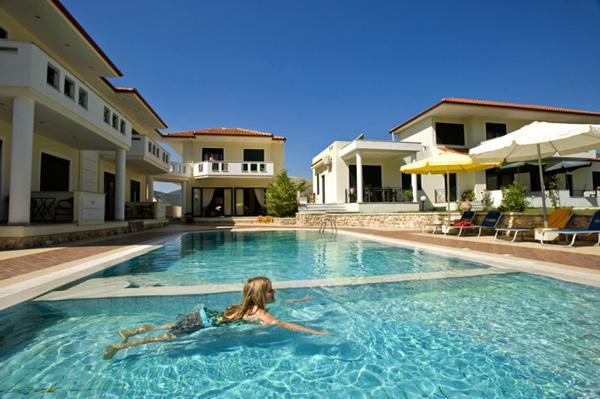 Kourtis Apartment ปารามิเธีย ภายนอก รูปภาพ